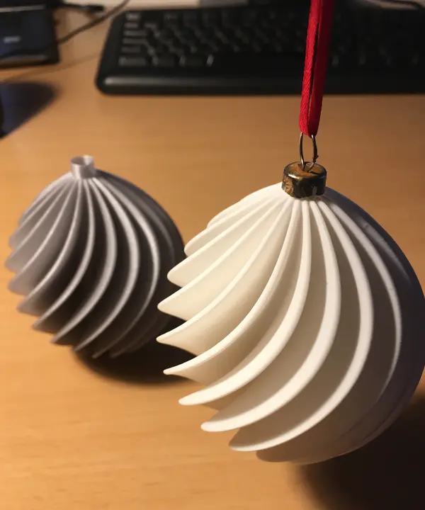 Bolas de Natal em espiral