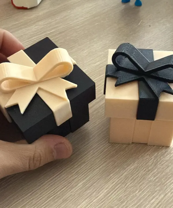Caixinhas de presente impressas com laço